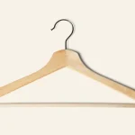 WOODEN HANGER (1 PIS)