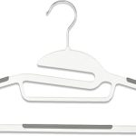 PLASTIC CLOTHE HANGER