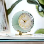 ROUND DESK CLOCK GREEN